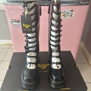 SOLD-Dr. Martens x Marc Jacobs Kiki Boot 8 Sold out black leather NWTs lock &key